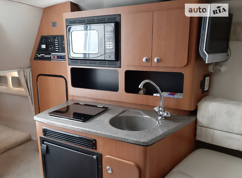 Катер Crownline CR 2008 в Киеве