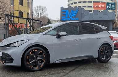 Хэтчбек Cupra Born 2022 в 