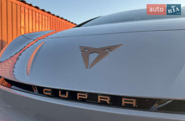 Хэтчбек Cupra Born 2022 в 