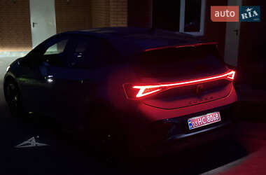 Хэтчбек Cupra Born 2023 в 