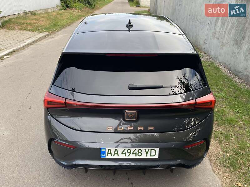 Хэтчбек Cupra Born 2023 в Киеве
