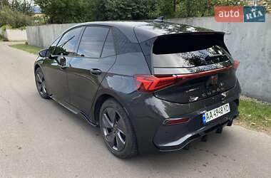 Хетчбек Cupra Born 2023 в 