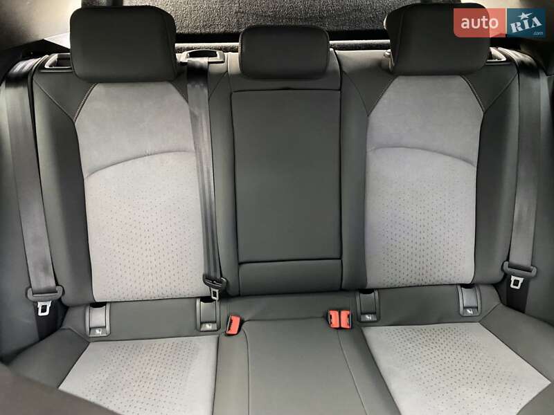 Хэтчбек Cupra Born 2023 в Киеве