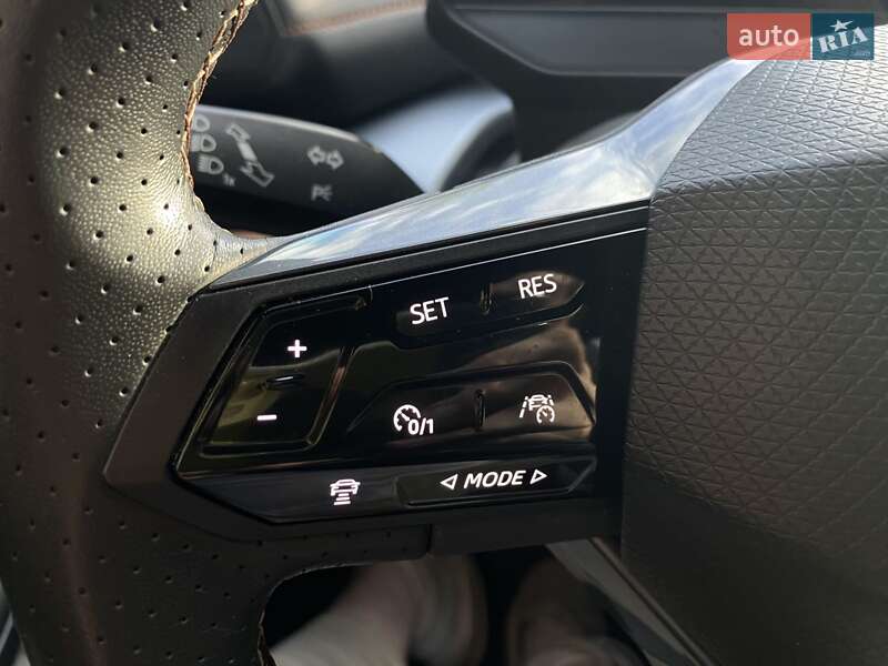 Хэтчбек Cupra Born 2023 в Киеве