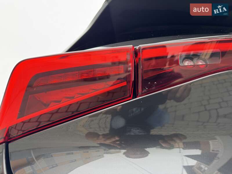 Хэтчбек Cupra Born 2022 в Ивано-Франковске