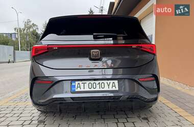 Хэтчбек Cupra Born 2022 в 