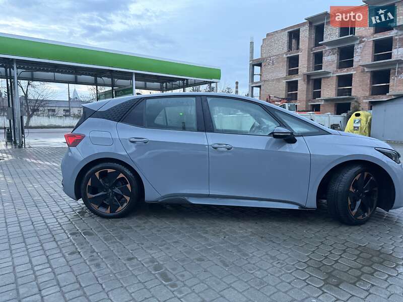 Хетчбек Cupra Born 2022 в Івано-Франківську