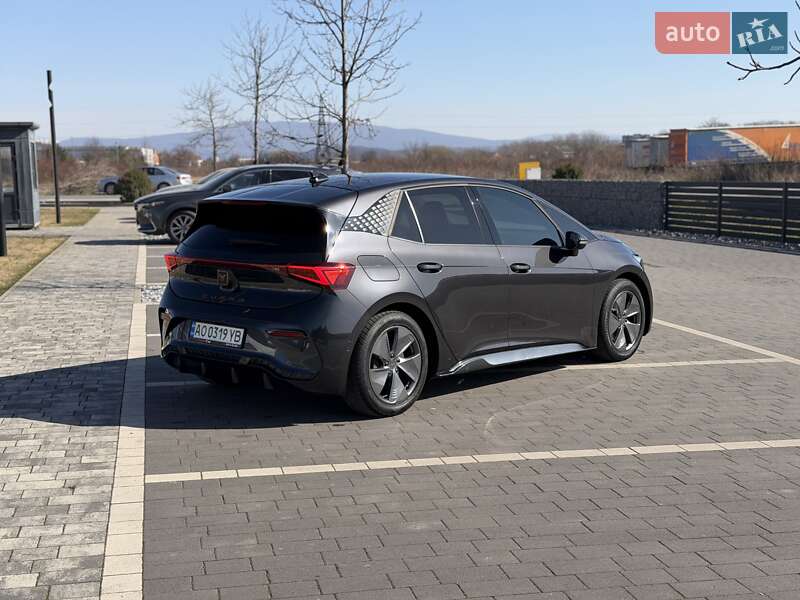 Хэтчбек Cupra Born 2022 в Мукачево