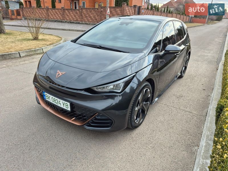 Хэтчбек Cupra Born 2023 в Ровно