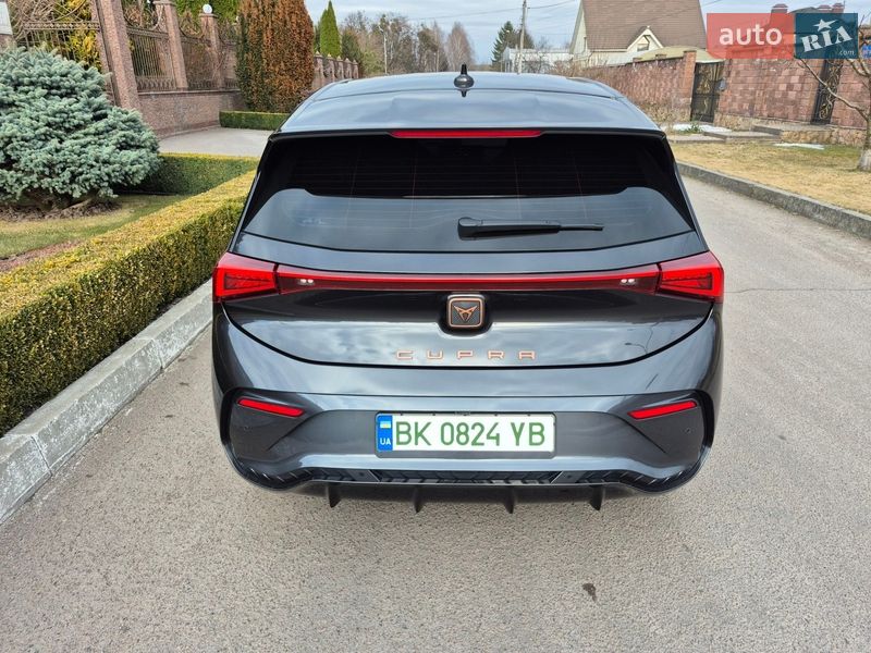 Хэтчбек Cupra Born 2023 в Ровно