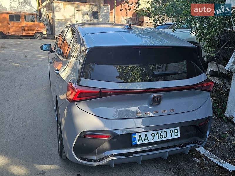 Хэтчбек Cupra Born 2022 в Киеве
