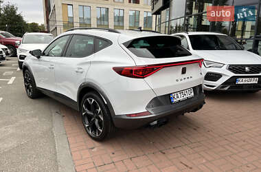 Позашляховик / Кросовер Cupra Formentor 2024 в 