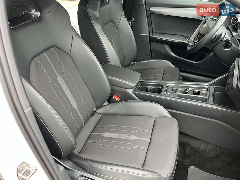 Внедорожник / Кроссовер Cupra Formentor 2024 в Киеве