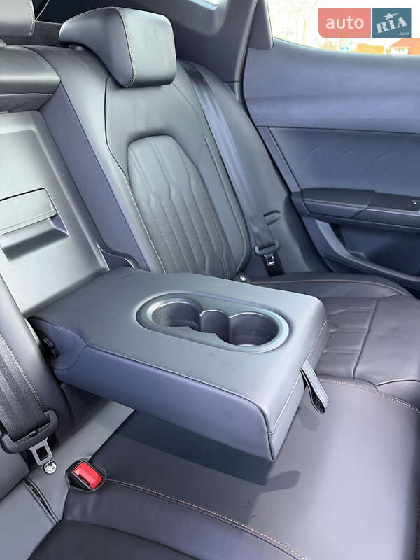 Позашляховик / Кросовер Cupra Formentor 2023 в Києві фото 45 Позашляховик / Кросовер Cupra Formentor 2023 в Києві