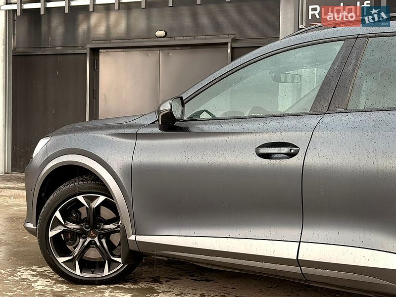 Внедорожник / Кроссовер Cupra Formentor 2024 в Киеве