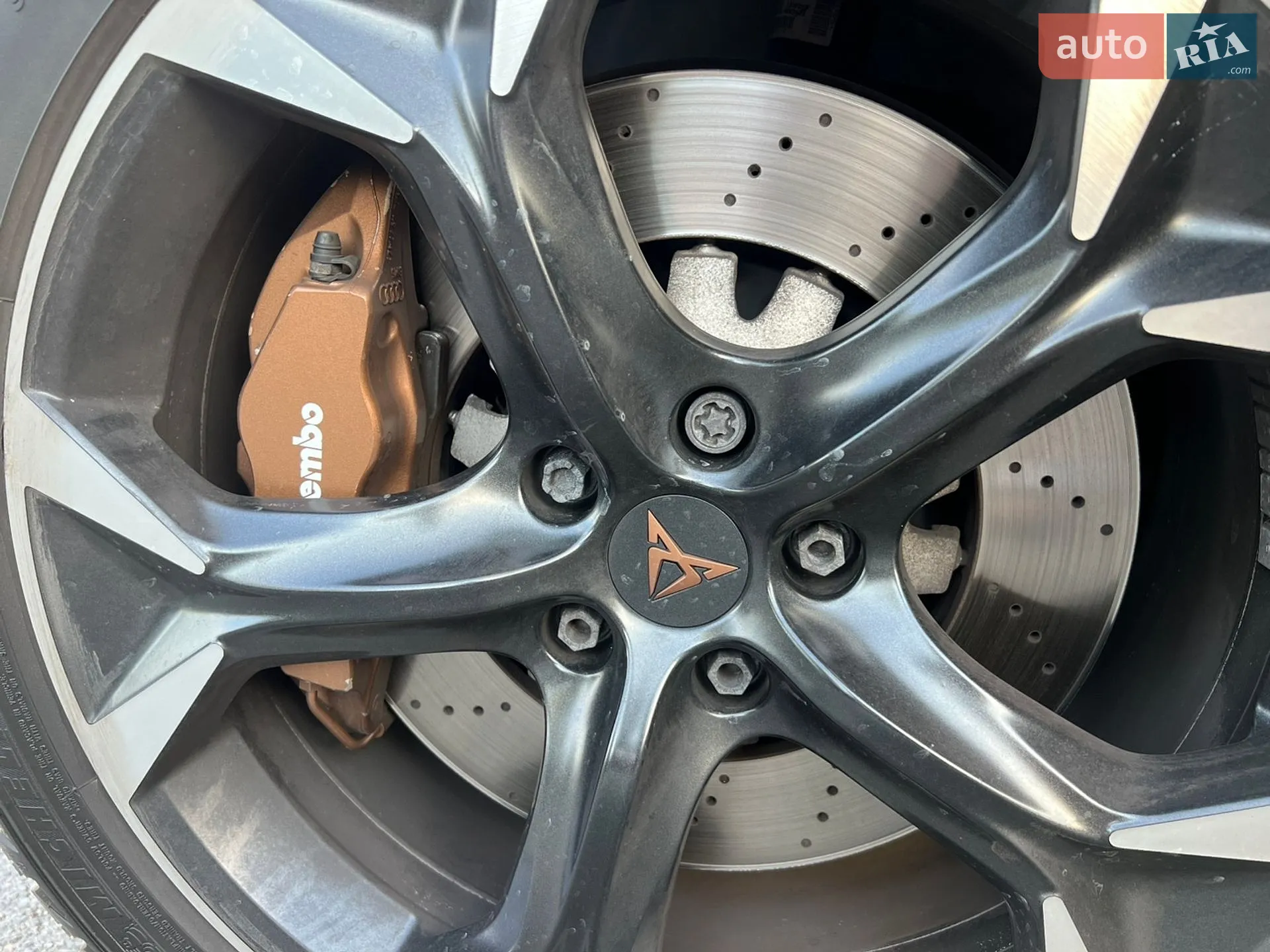 Cupra Formentor 2021 VIN VSSZZZKMZNR008288 фото оголошення 12 з 36