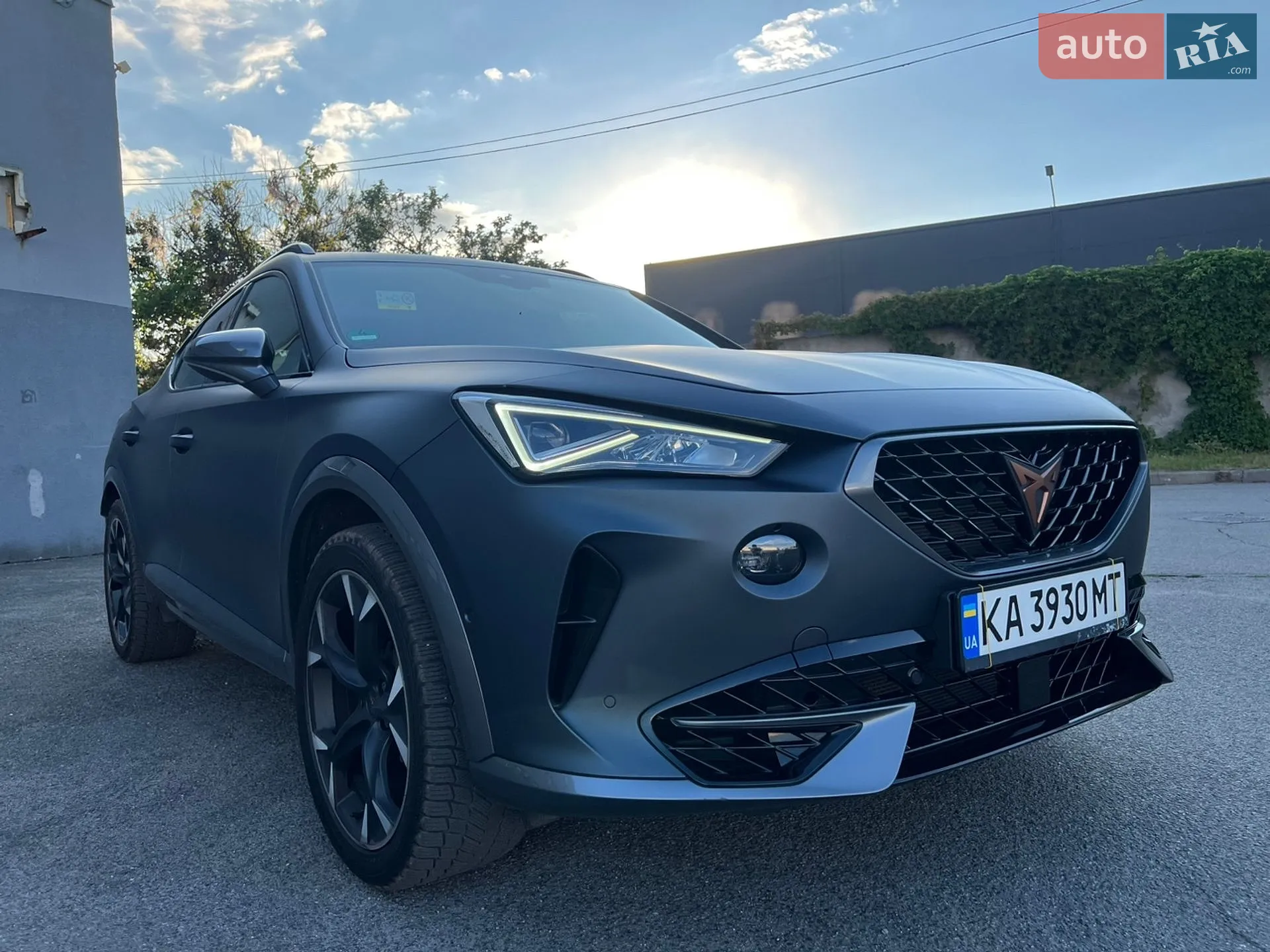 Cupra Formentor 2021 VIN VSSZZZKMZNR008288 фото оголошення 3 з 36