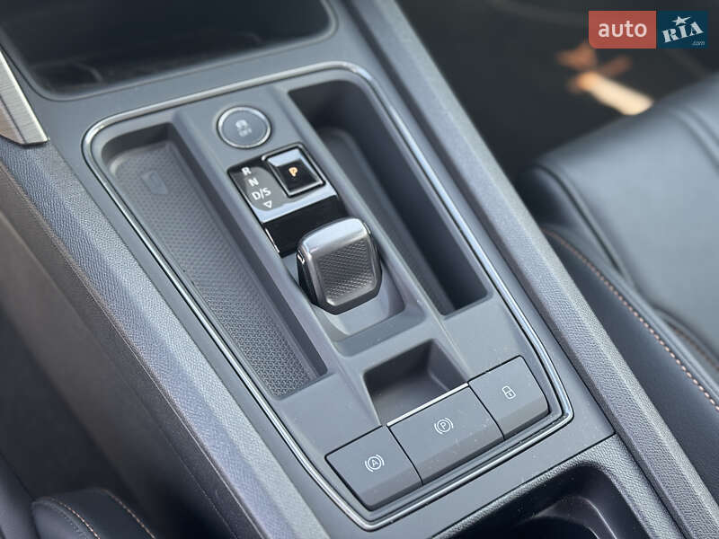 Универсал Cupra Leon Sportstourer 2023 в Киеве фото 23 Универсал Cupra Leon Sportstourer 2023 в Киеве