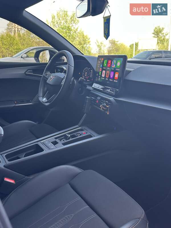 Хетчбек Cupra Leon 2023 в Києві