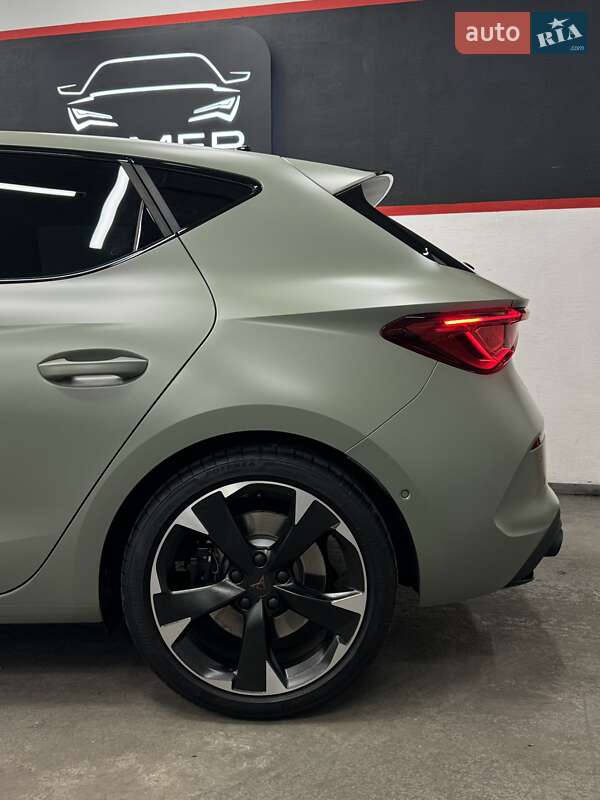 Хетчбек Cupra Leon 2023 в Києві