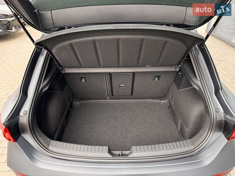 Хетчбек Cupra Leon 2024 в Києві фото 37 Хетчбек Cupra Leon 2024 в Києві