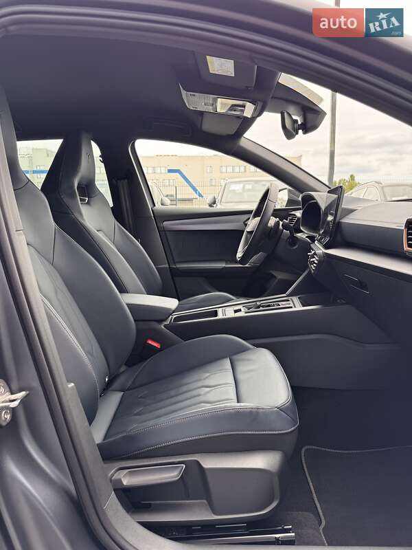 Хетчбек Cupra Leon 2024 в Києві фото 42 Хетчбек Cupra Leon 2024 в Києві