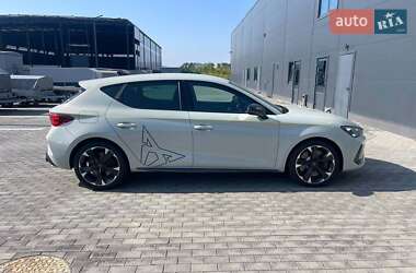 Хетчбек Cupra Leon 2024 в 
