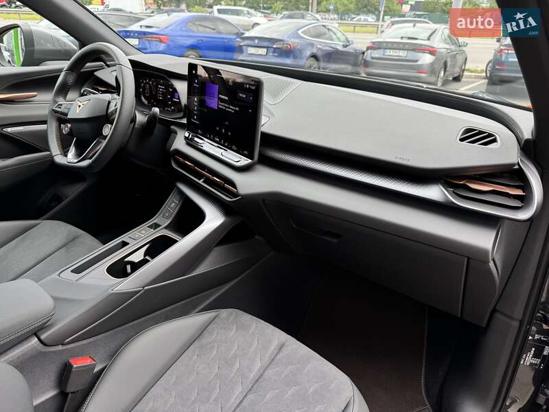 Внедорожник / Кроссовер Cupra Terramar 2024 в Киеве