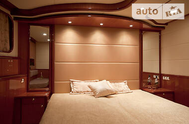 Моторная яхта Custom Line Custom Line 2011 в 