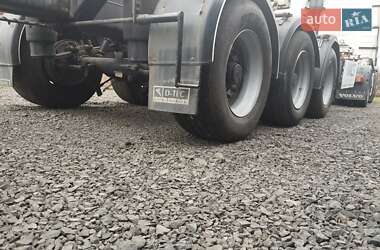 Контейнеровоз D-Tec FT-4303V 2004 в 