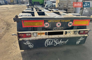 Контейнеровоз напівпричіп D-Tec FT-4303V 2008 в Одесі