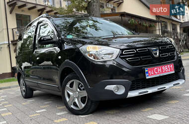Минивэн Dacia Dokker Stepway 2018 в 