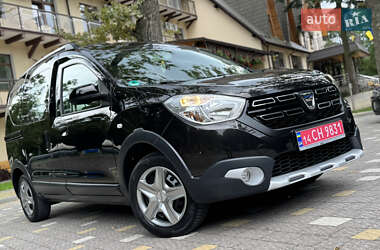 Минивэн Dacia Dokker Stepway 2018 в 