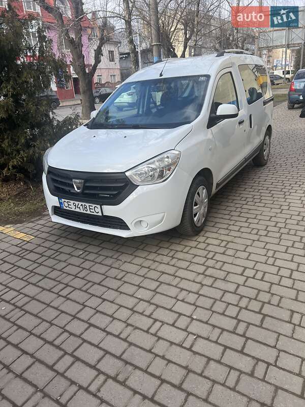 Універсал Dacia Dokker 2015 в Чернівцях