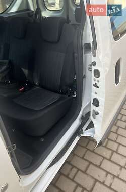 Універсал Dacia Dokker 2015 в Чернівцях