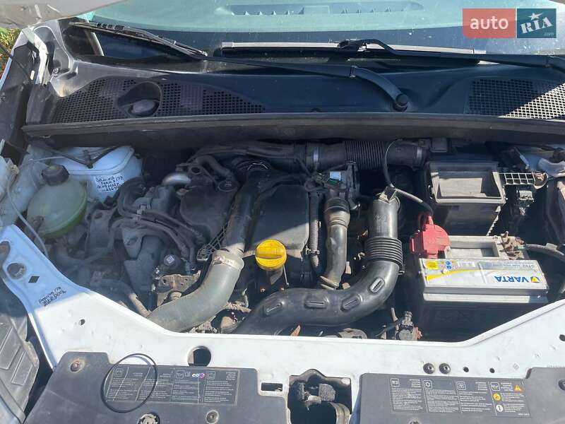 Минивэн Dacia Dokker 2014 в Коломые