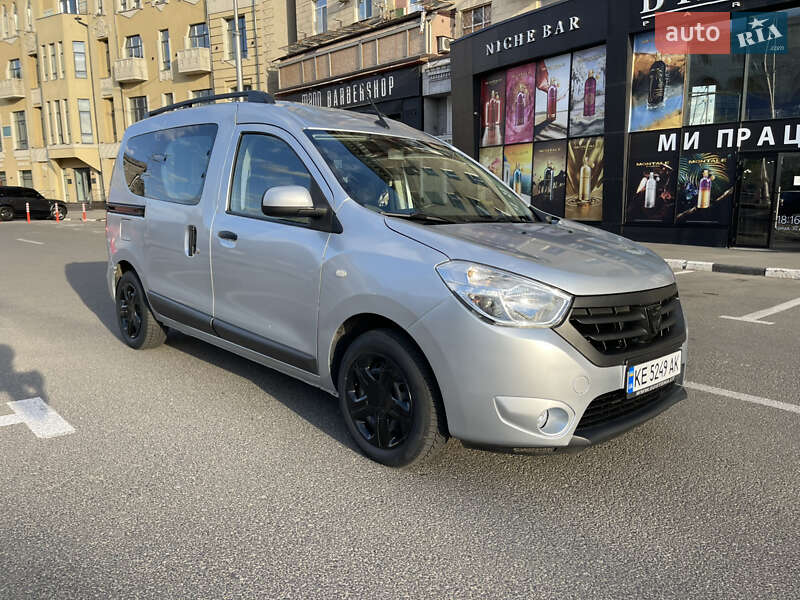 Мінівен Dacia Dokker 2015 в Харкові