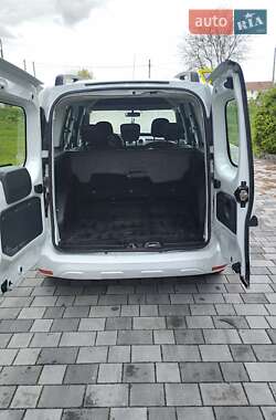 Мінівен Dacia Dokker 2013 в 