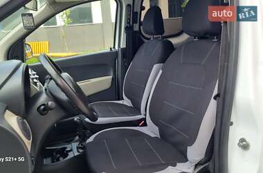 Мінівен Dacia Dokker 2013 в 