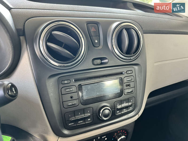 Минивэн Dacia Dokker 2015 в Николаеве