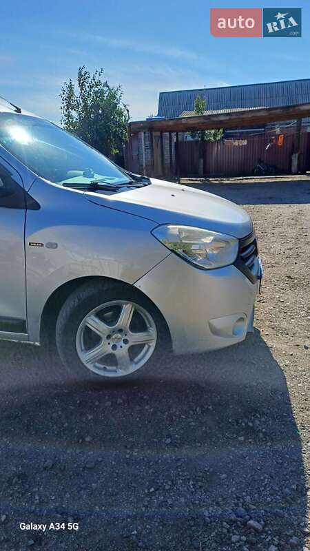 Минивэн Dacia Dokker 2014 в Никополе