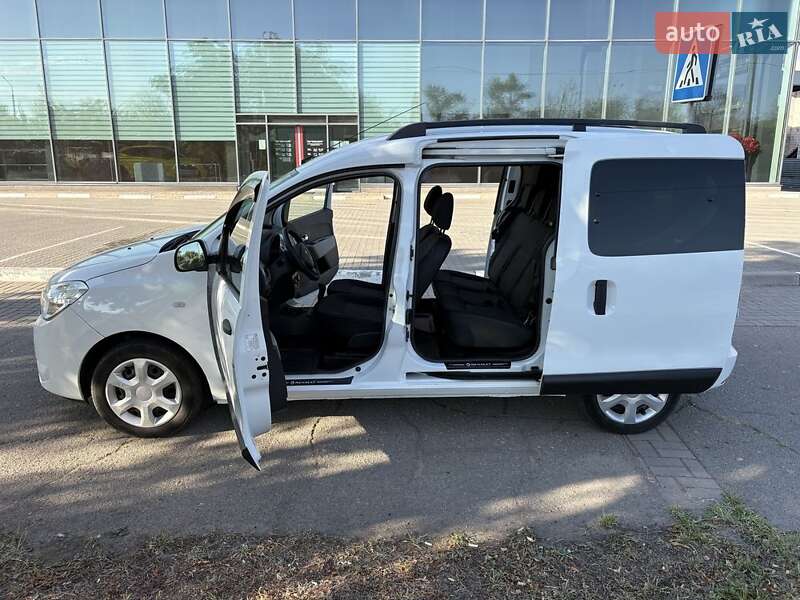 Минивэн Dacia Dokker 2013 в Запорожье