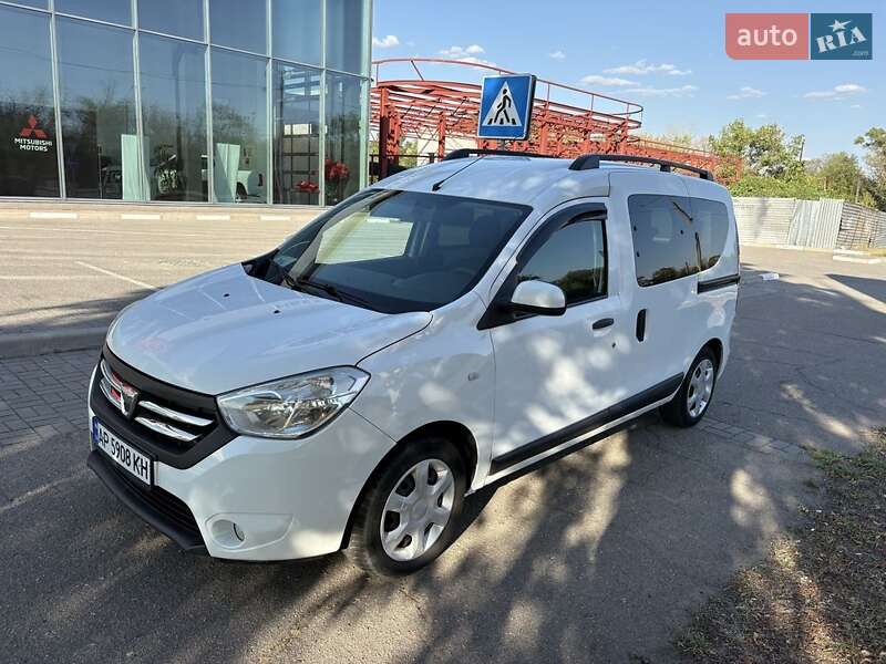Dacia Dokker 2013 Dacia Dokker 2013