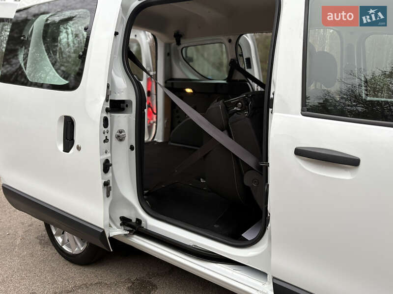 Минивэн Dacia Dokker 2020 в Радомышле фото 48 Минивэн Dacia Dokker 2020 в Радомышле