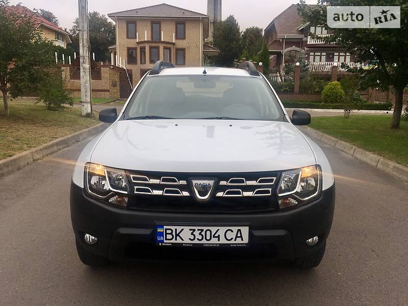 Позашляховик / Кросовер Dacia Duster 2015 в Рівному