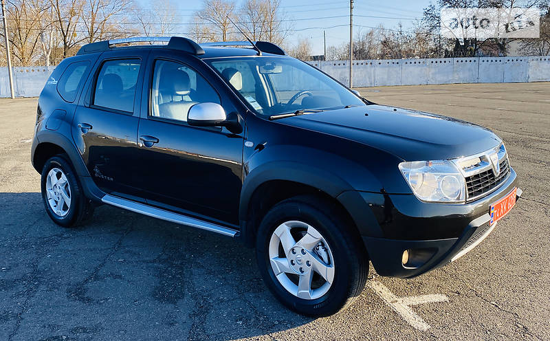 Позашляховик / Кросовер Dacia Duster 2011 в Києві