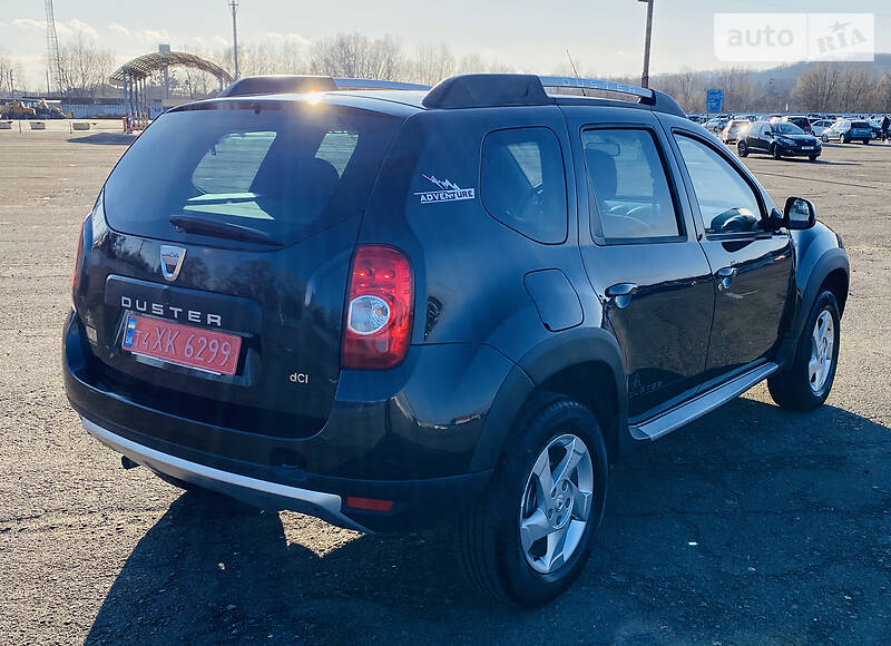 Позашляховик / Кросовер Dacia Duster 2011 в Києві