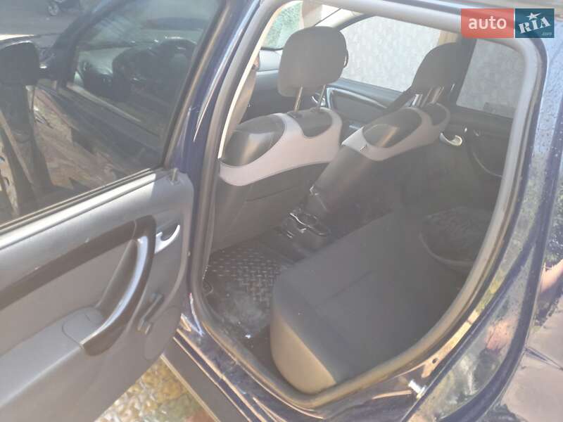 Внедорожник / Кроссовер Dacia Duster 2011 в Тернополе фото 17 Внедорожник / Кроссовер Dacia Duster 2011 в Тернополе