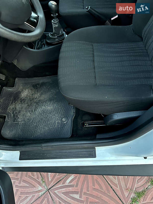 Позашляховик / Кросовер Dacia Duster 2011 в Шепетівці
