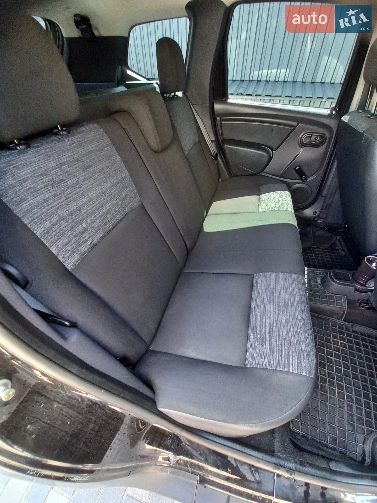 2010 Dacia Duster - мініатюра 2